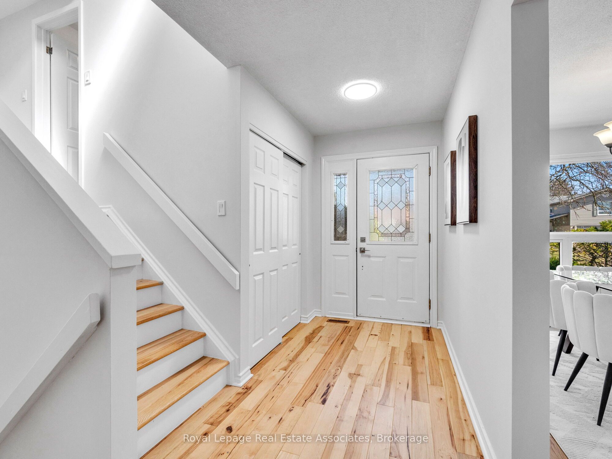 4 Dunray Court