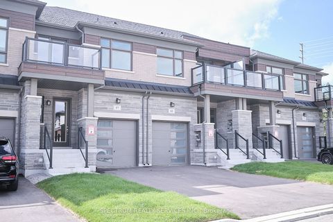 Photo of 87 Adario Crescent, Vaughan, ON L4H 4P7 (MLS # N12554060)