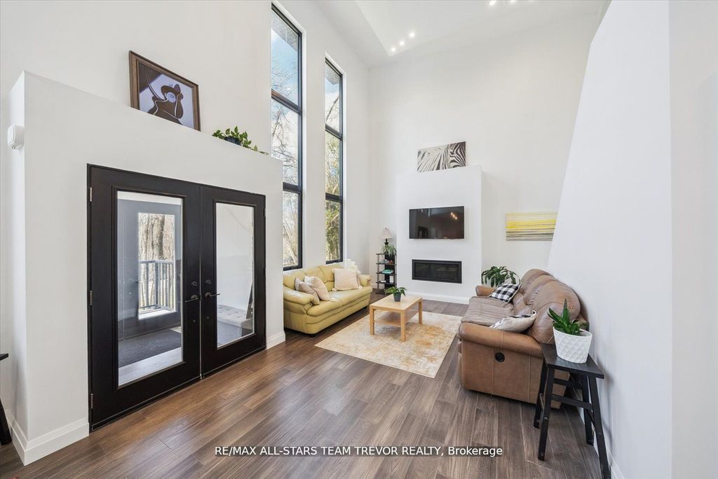 Photo of 3441 Louis Lane, Ramara, ON L0K 1B0 (MLS # S12450458)