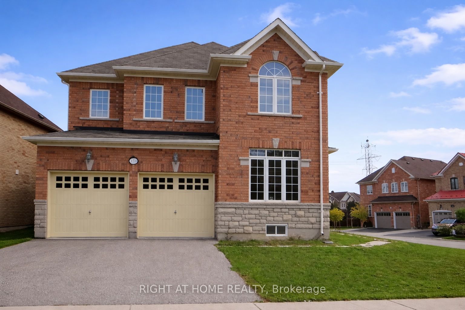 138 Teal Crest Circle