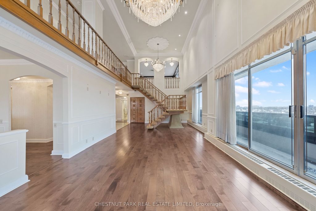 Photo of 2600 Bathurst Street #PH 1, Toronto, ON M6B 2Z4 (MLS # C13583342)