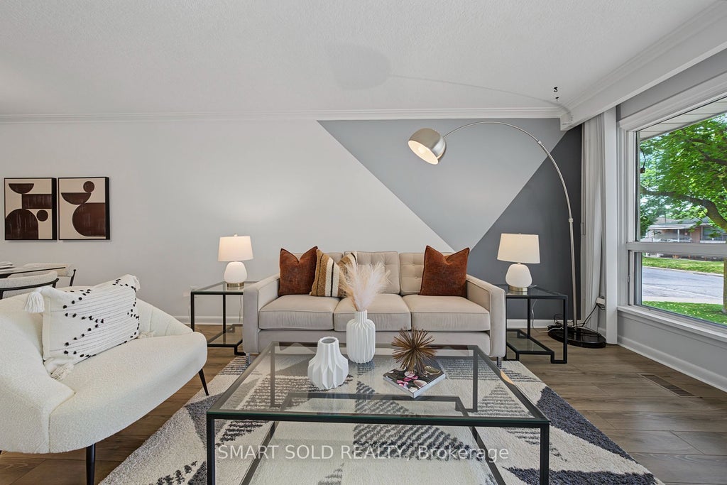 Photo of 1 Cameo Crescent, Toronto, ON M6N 2K4 (MLS # W13596400)