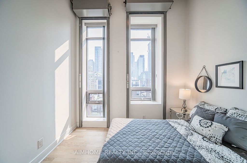 Photo of 399 Adelaide Street #1002, Toronto, ON M5V 1S1 (MLS # C12335224)