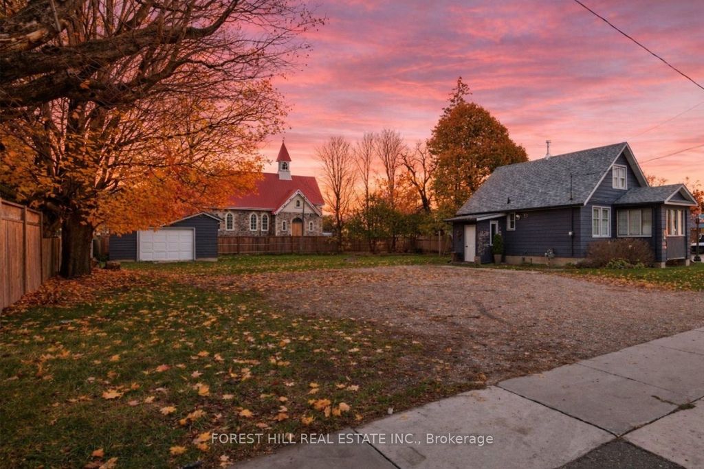 Photo of 3 Elora Street N, Mapleton, ON N0B 1A0 (MLS # X12881216)