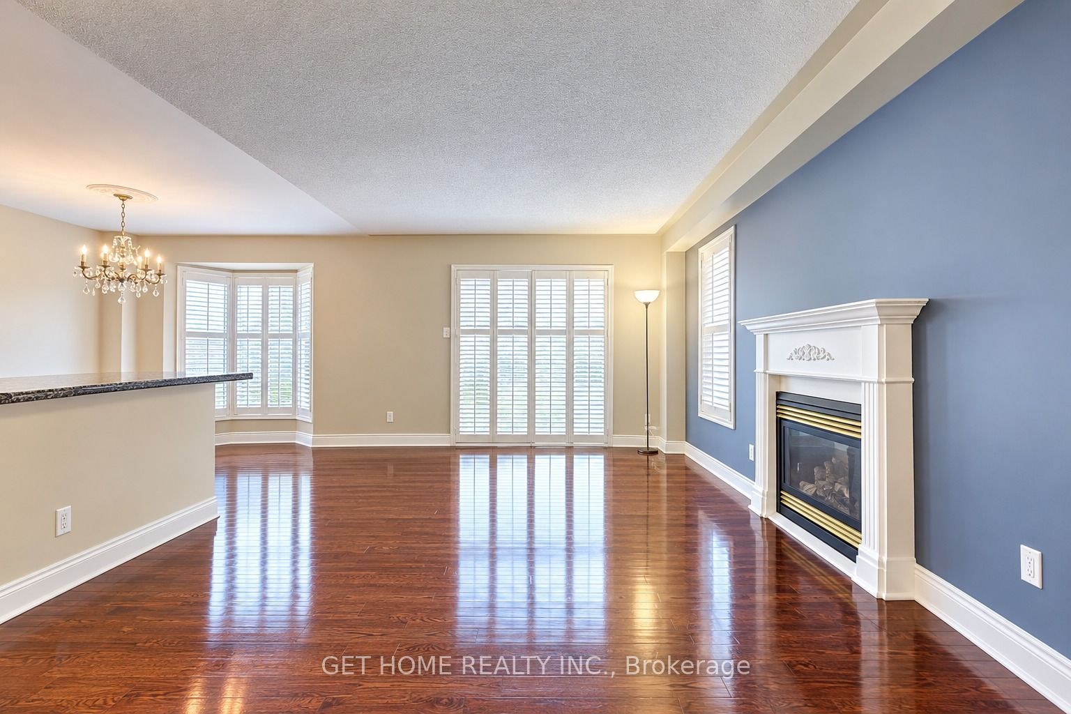21 Forest Valley Road