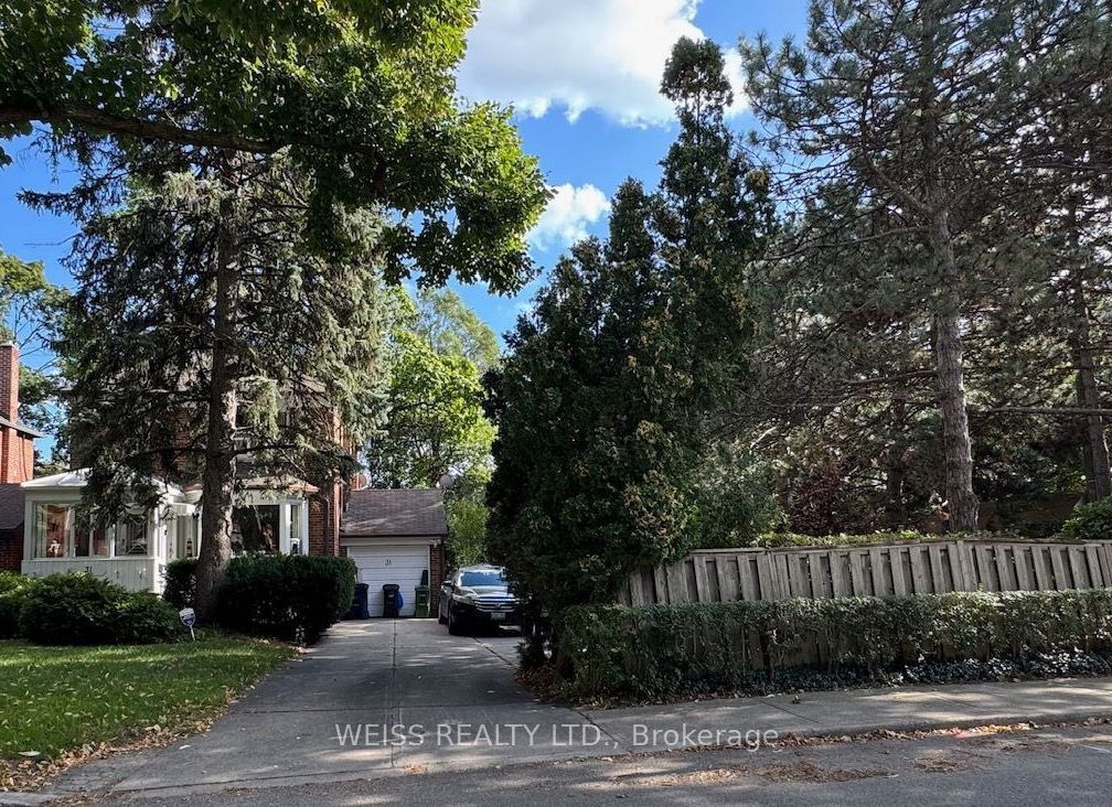 Photo of 31 Aldburn Road, Toronto, ON M6C 2K4 (MLS # C13787270)