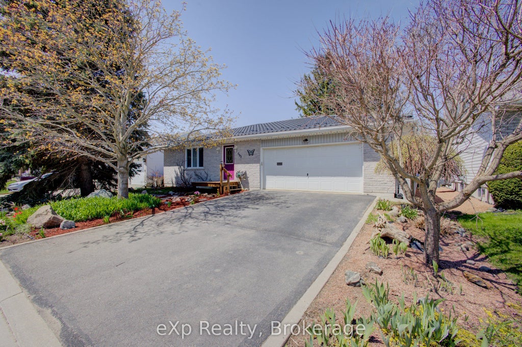 Photo of 685 RESERVE Avenue S, North Perth, ON N4W 2L3 (MLS # X13885424)