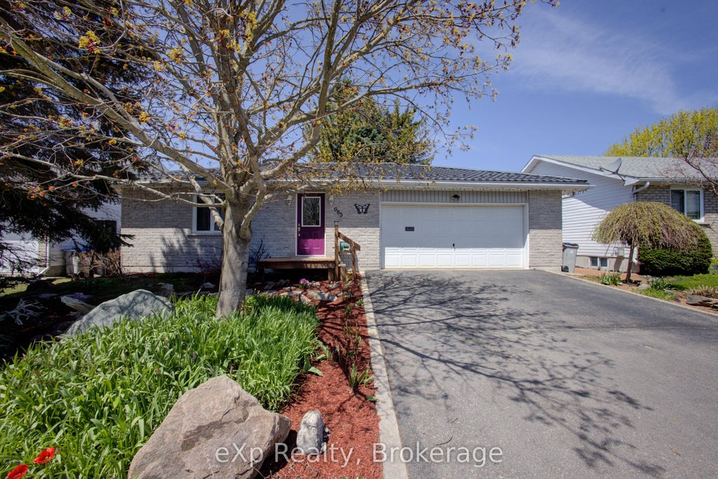 Photo of 685 RESERVE Avenue S, North Perth, ON N4W 2L3 (MLS # X13885424)