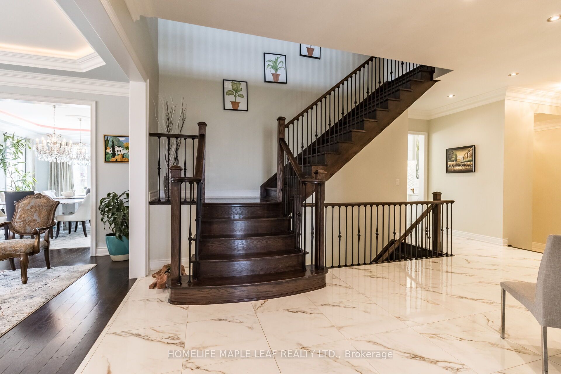 44 Herringbone Crescent