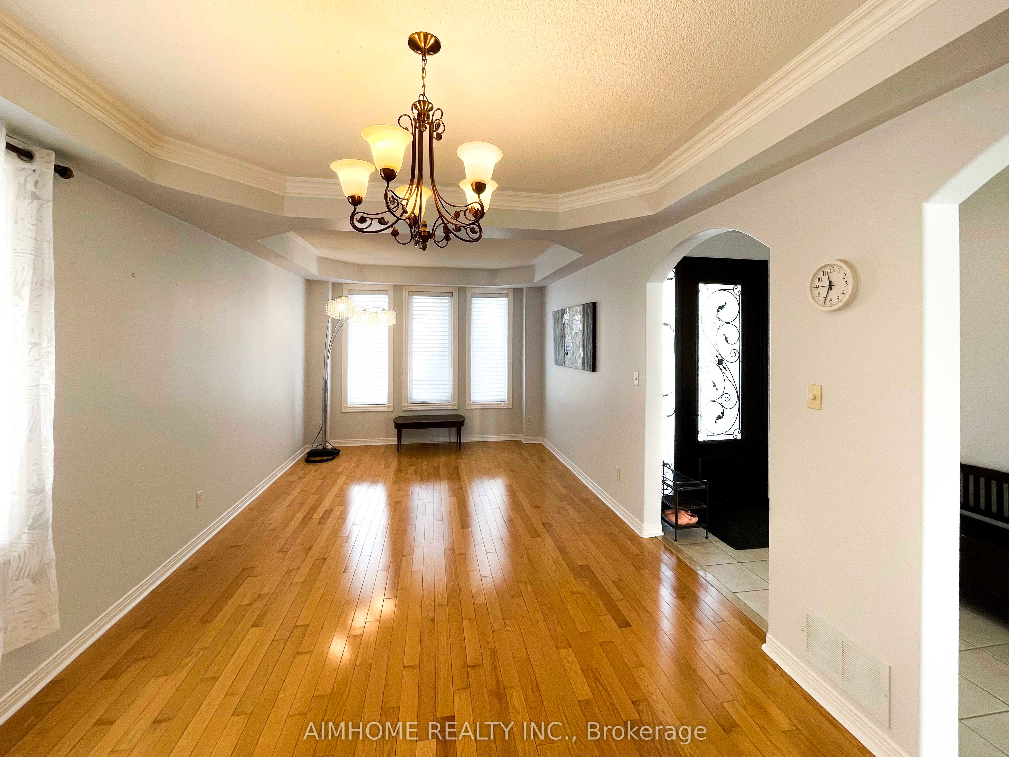 76 Burndenford Crescent