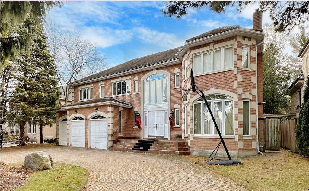 Photo of 11 Vernham Avenue, Toronto, ON M2L 2B1 (MLS # C12536768)
