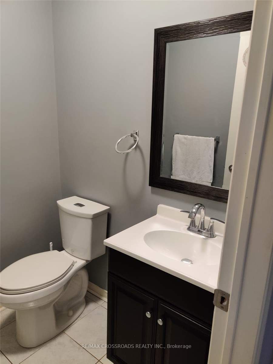 673 Bristol Road W