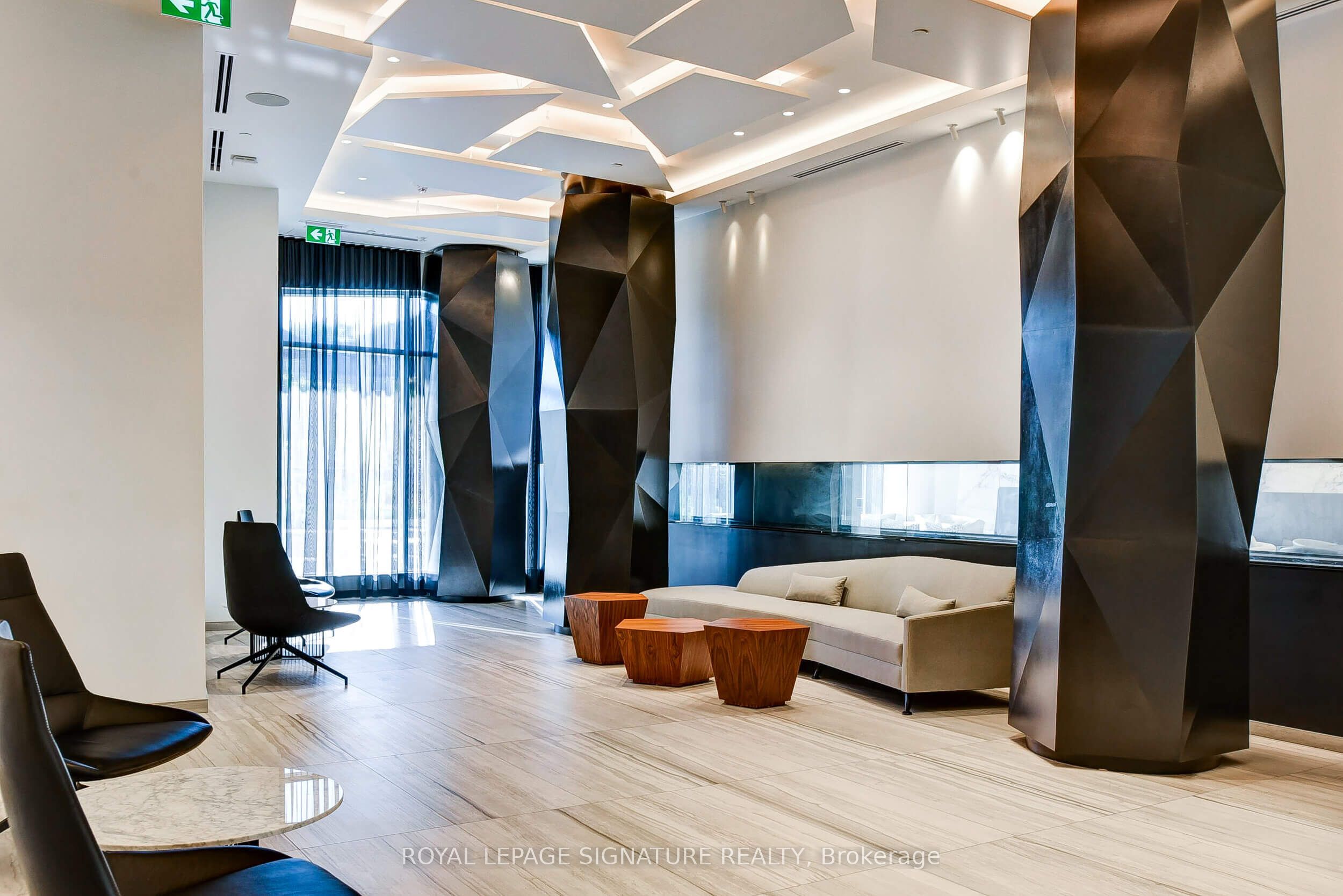 80 Vanauley Street 506