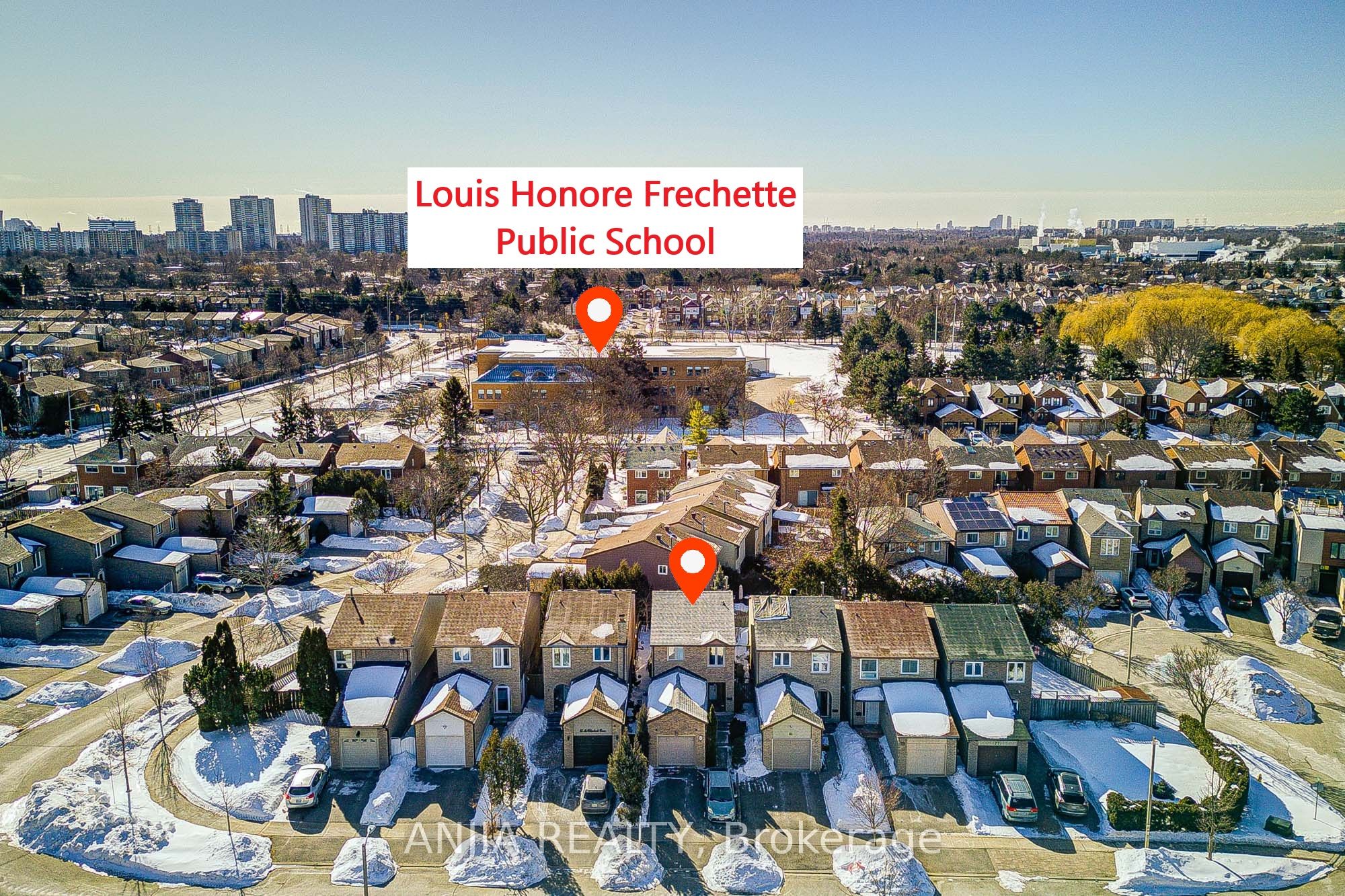 83 McClintock Crescent