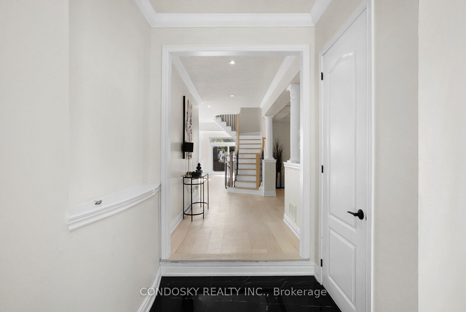 3322 Fox Run Circle