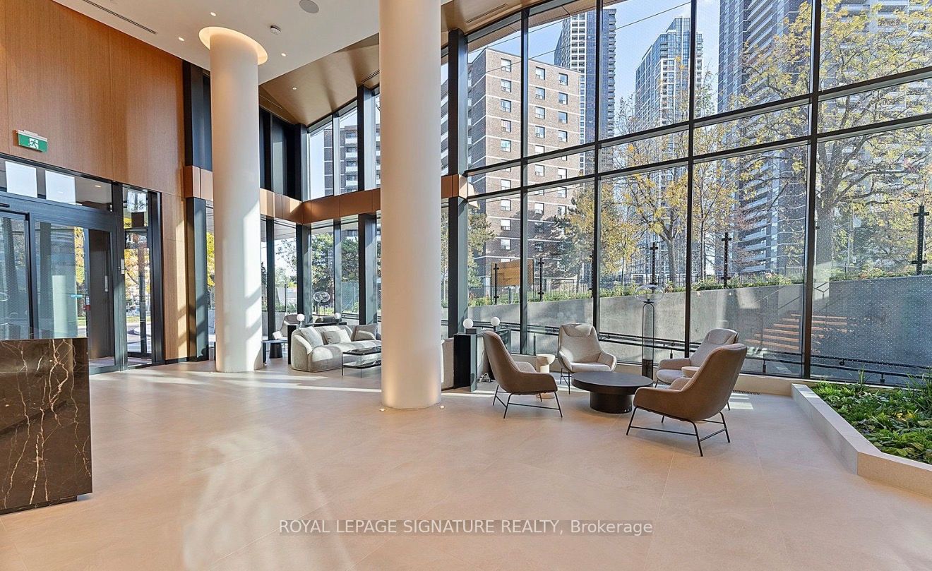 60 Central Park Road 904