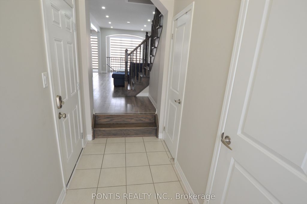 Photo of 47 Phyllis Drive, Caledon, ON L7C 2E9 (MLS # W12898544)