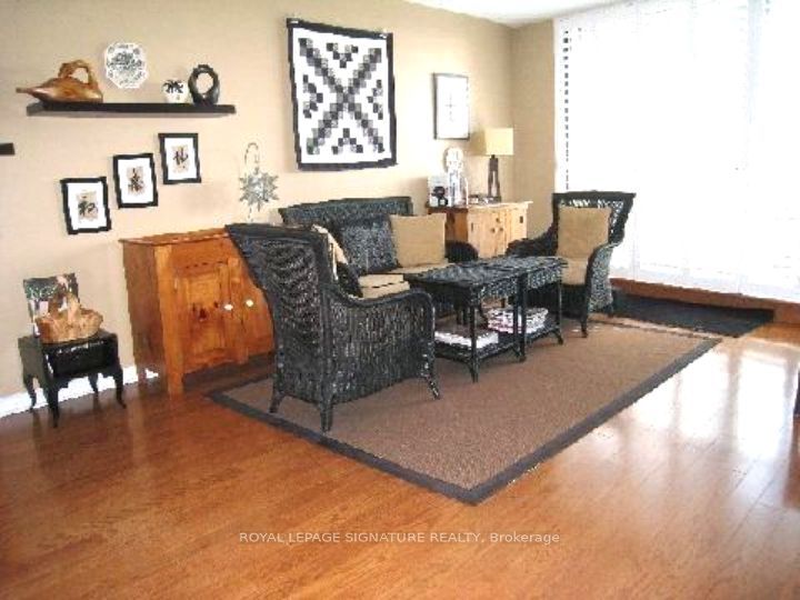 820 Burnhamthorpe Road 706