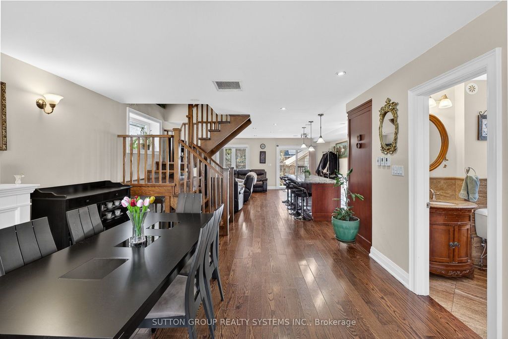 Photo of 32 Green Lanes N/A, Toronto, ON M8Z 4V6 (MLS # W12947436)