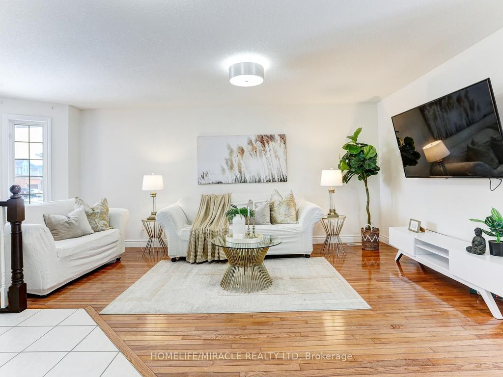 Photo of 154 Deerpath Drive, Guelph, ON N1K 1W9 (MLS # X13040342)