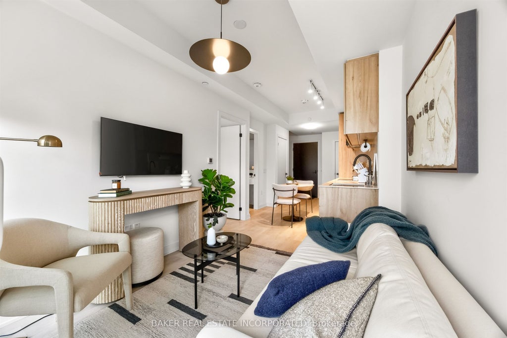 Photo of 127 Broadway Avenue #3004, Toronto, ON M4P 1V3 (MLS # C13883088)