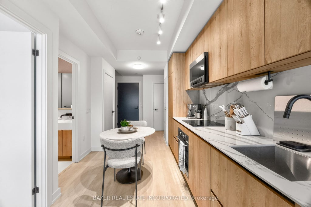 Photo of 127 Broadway Avenue #3004, Toronto, ON M4P 1V3 (MLS # C13883088)