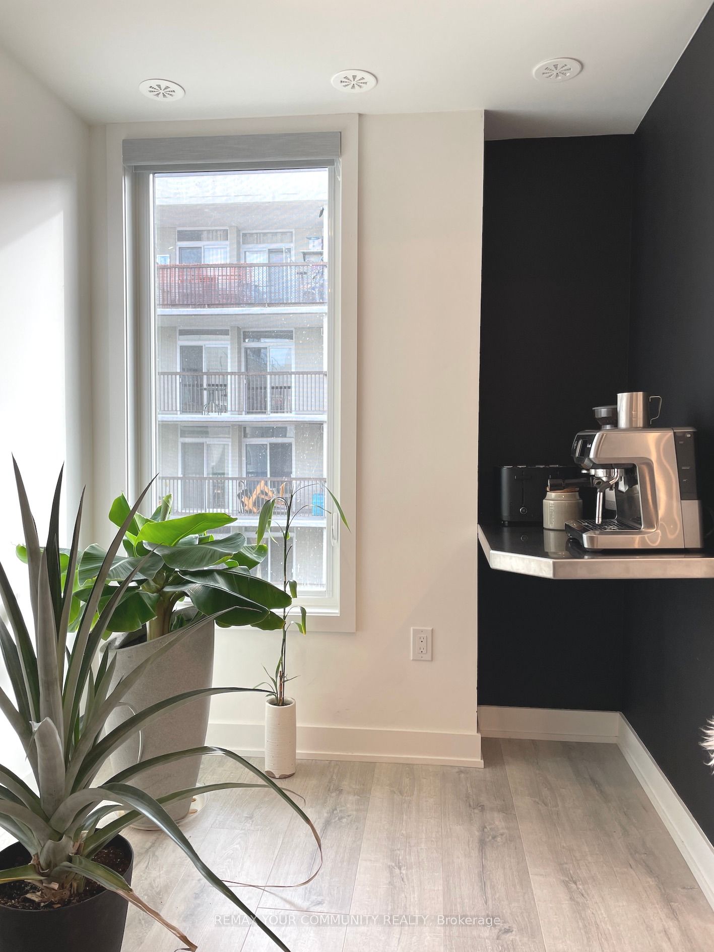 3488 Widdicombe Way 6