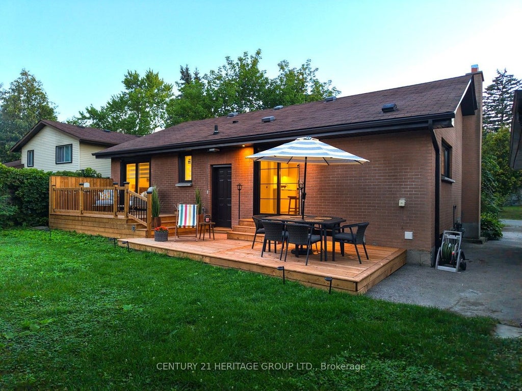 Photo of 45 William Street, King, ON L7B 1L1 (MLS # N13831160)