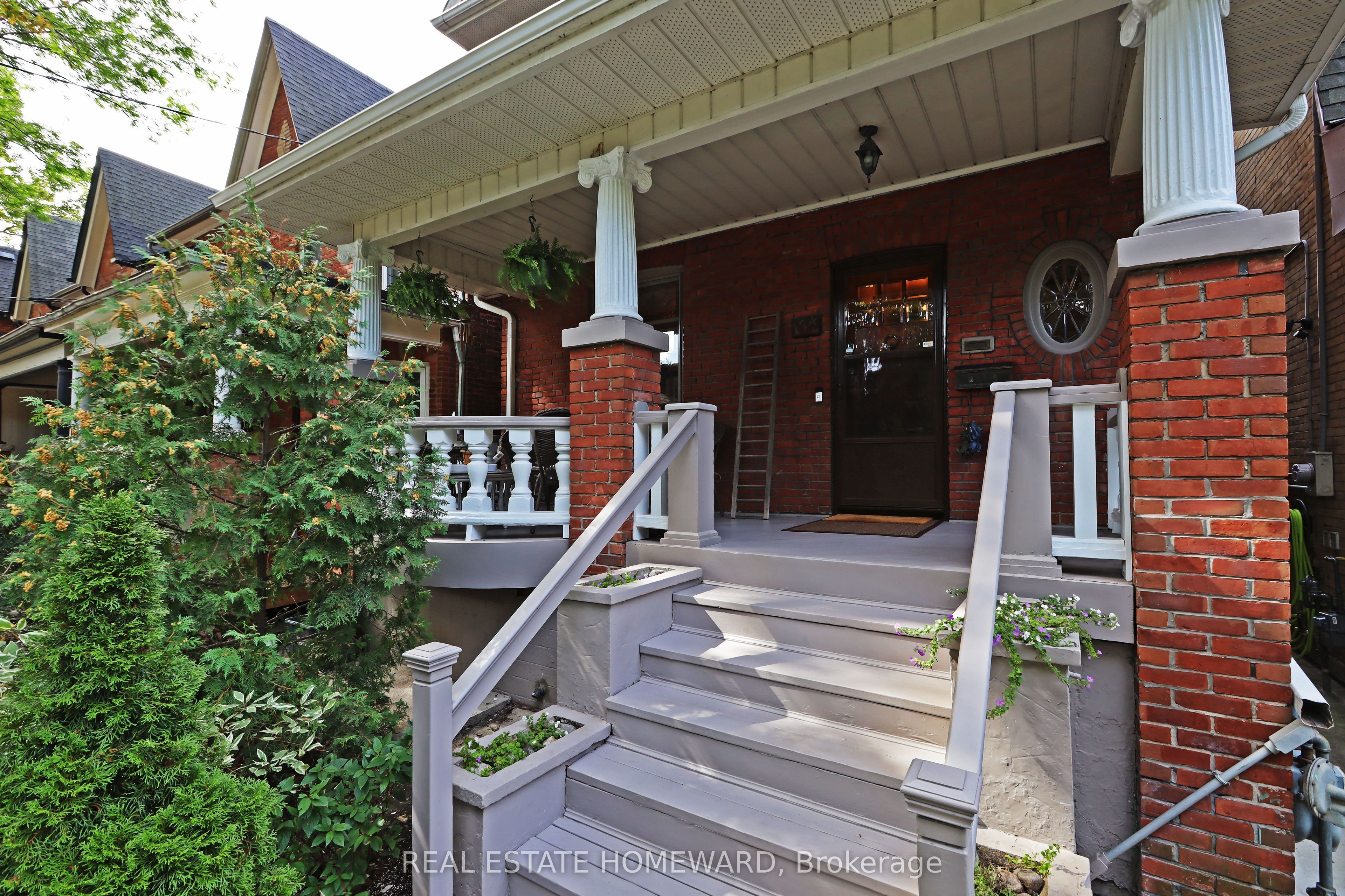 174 Heward Avenue