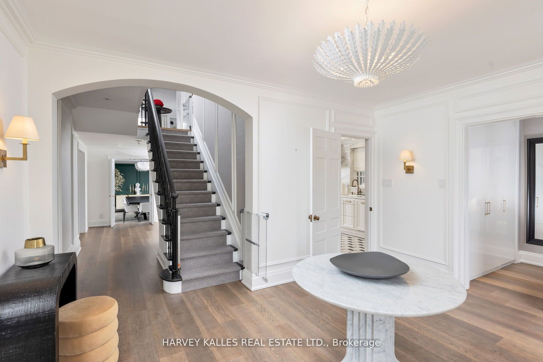 470 Russell Hill Road