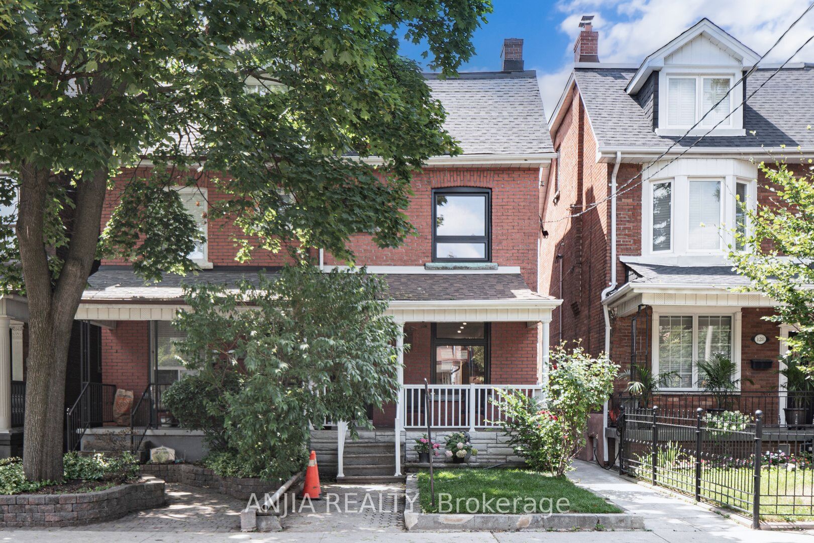 126 Grace Street