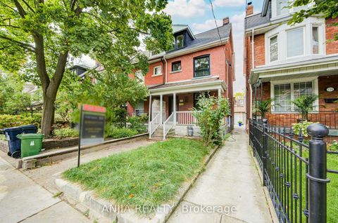 Photo of 126 Grace Street, Toronto, ON M6J 2S2 (MLS # C12464685)