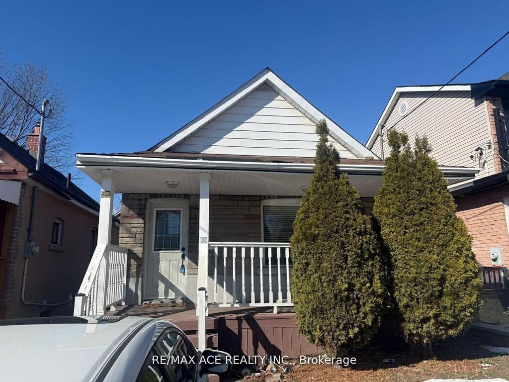 Photo of 12 Mahoney Avenue, Toronto, ON M6M 2H4 (MLS # W12984900)