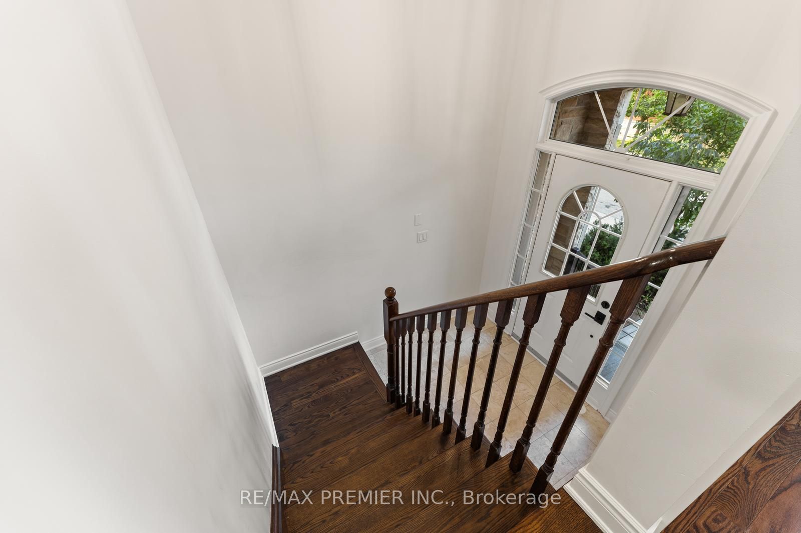 34 George Bogg Road