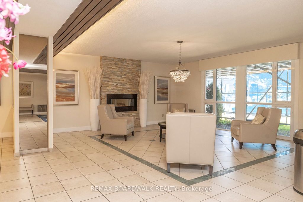 Photo of 1025 RICHMOND Road #2305, Woodroffe, ON K2B 8G8 (MLS # X12599372)