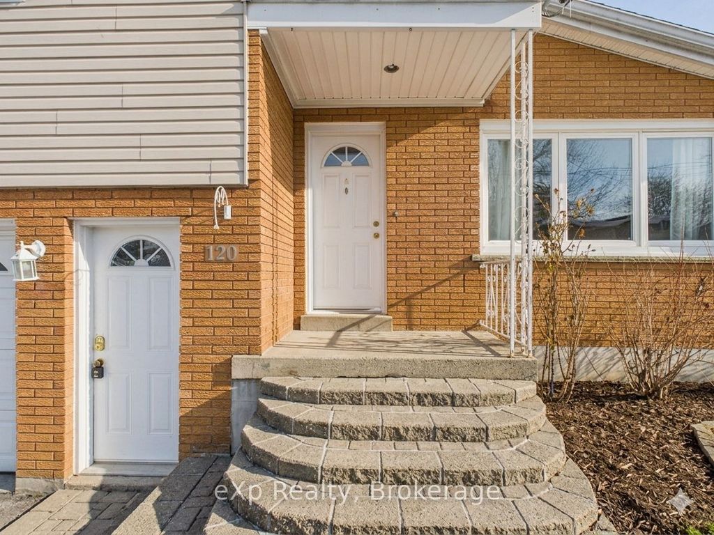 Photo of 120 Colborne Street S, Brockton, ON N0G 2V0 (MLS # X12753606)