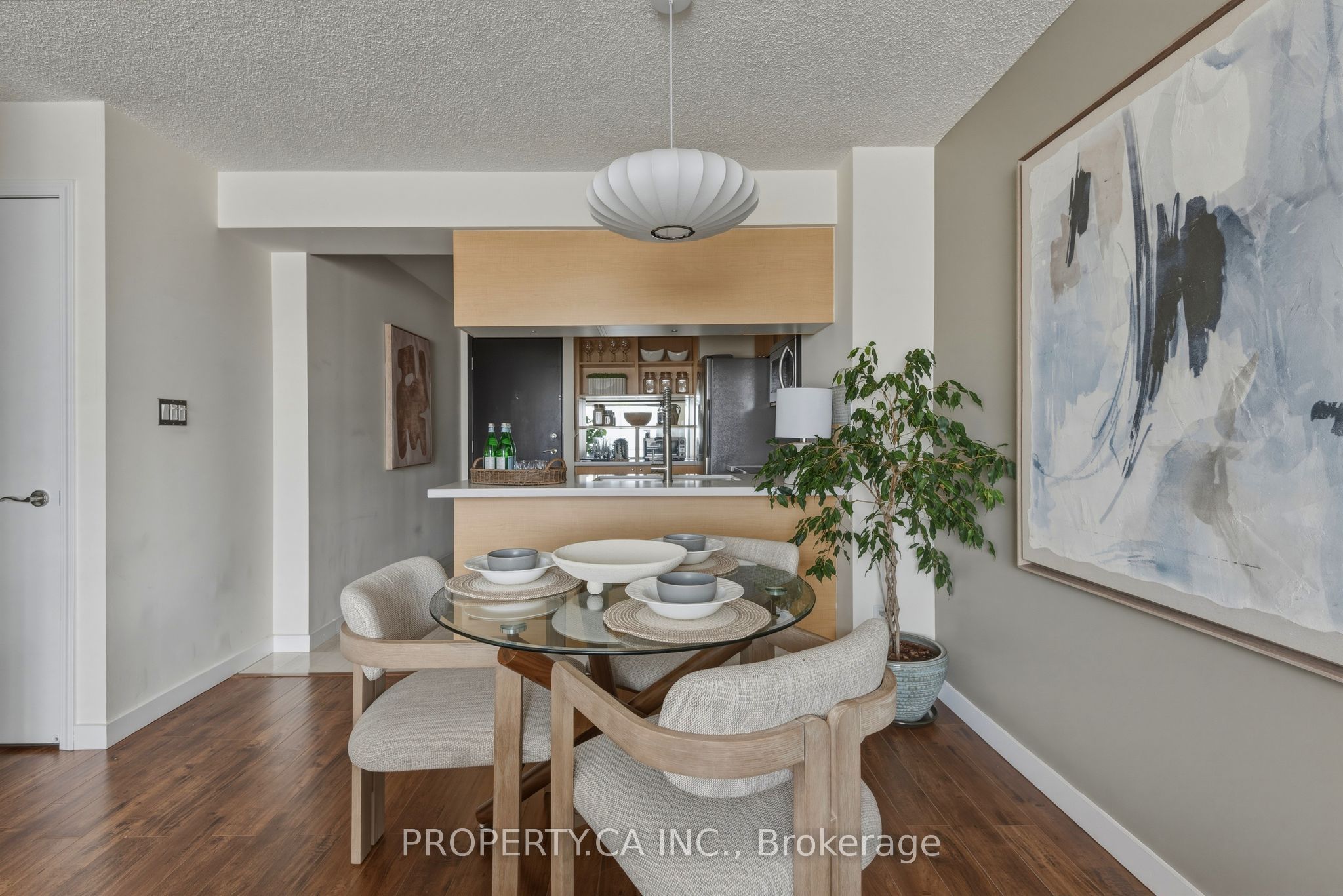 410 Queens Quay W 1105