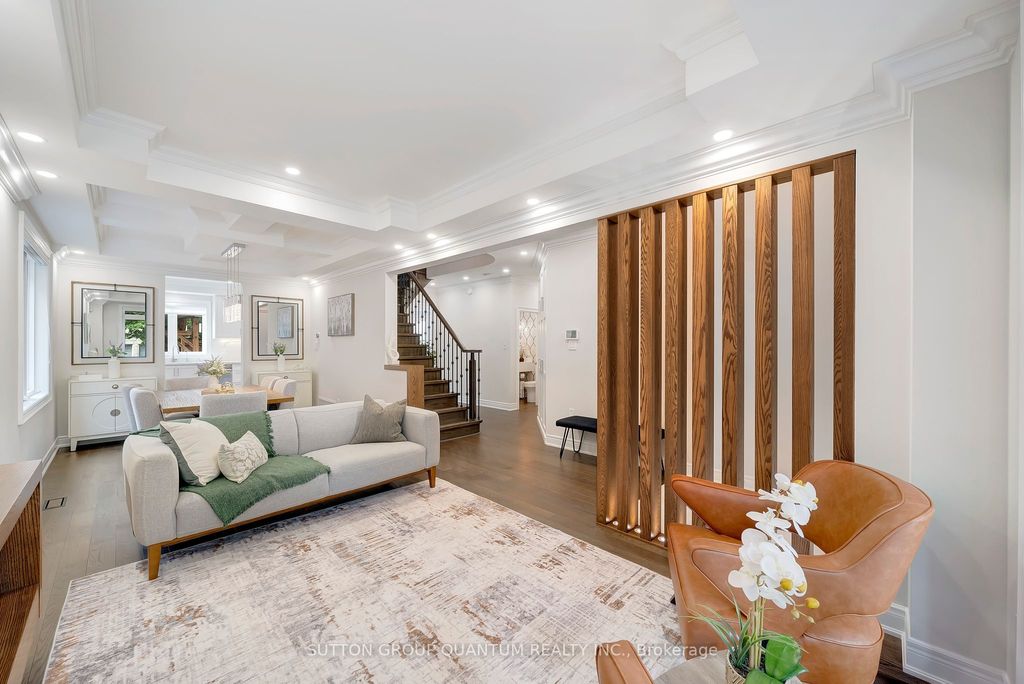 Photo of 2201 Hillmount Drive, Oakville, ON L6M 0H9 (MLS # W12435440)