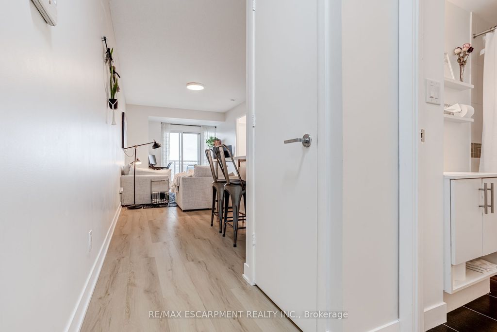Photo of 165 Legion Road N #2623, Toronto, ON M8Y 0B3 (MLS # W12807378)