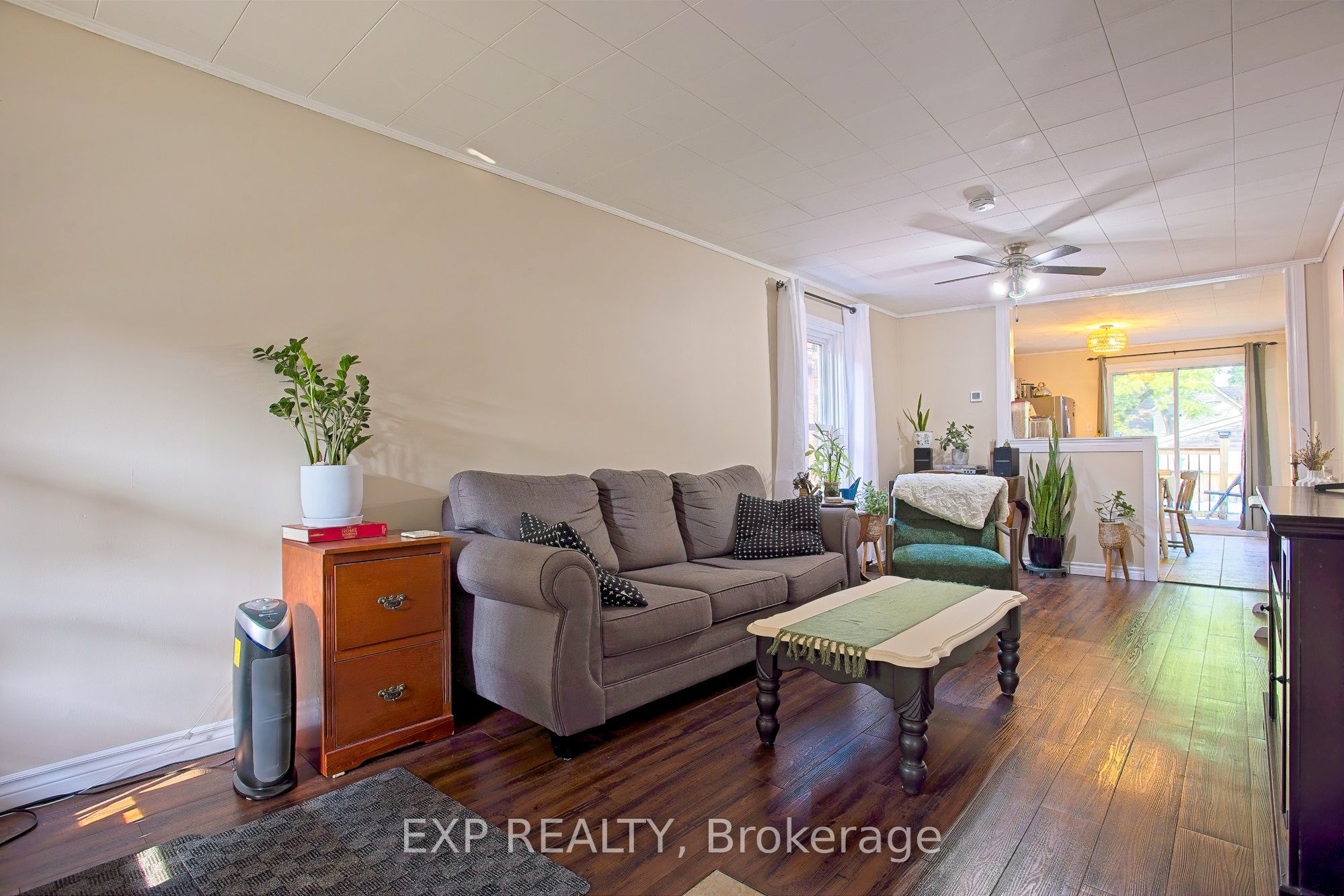34 Poplar Avenue