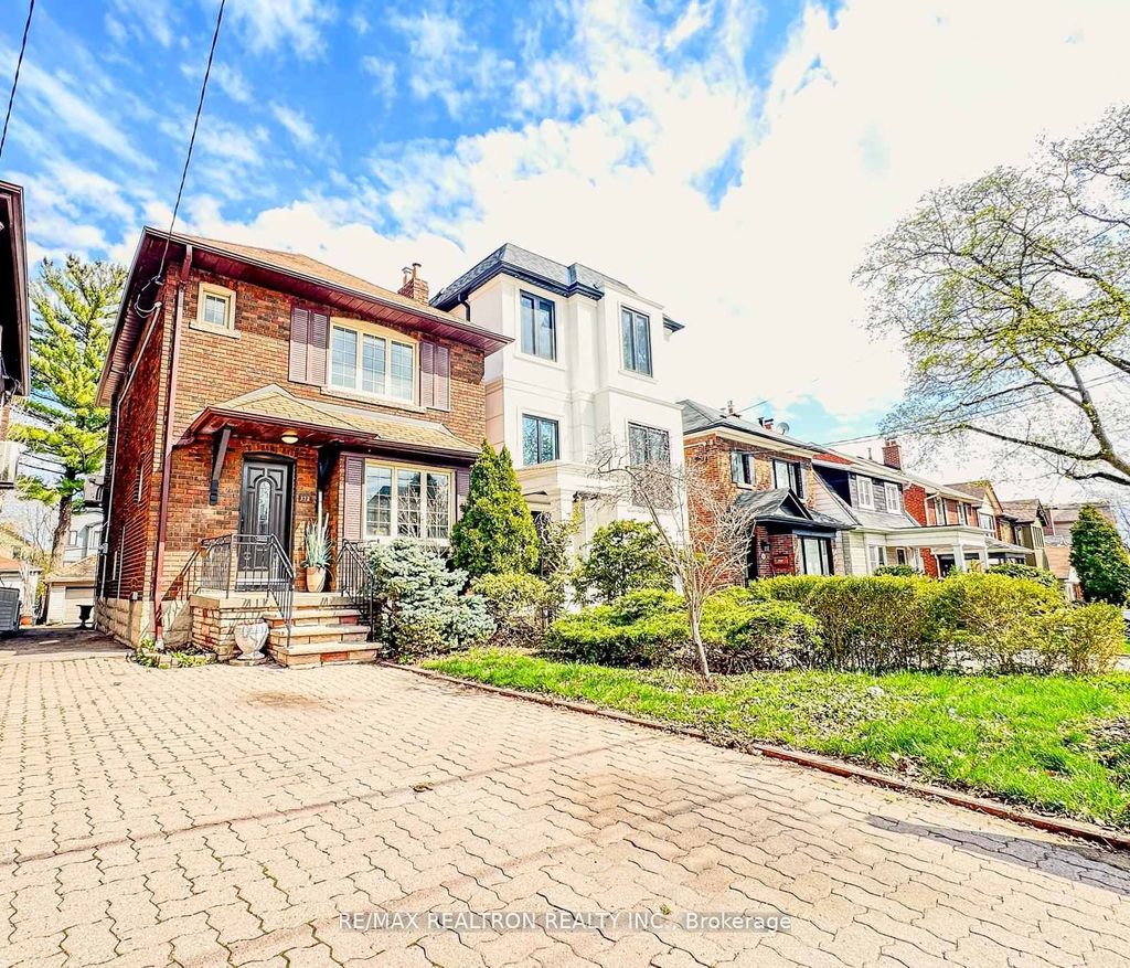 Photo of 372 St Germain Avenue, Toronto, ON M5M 1W5 (MLS # C13550212)