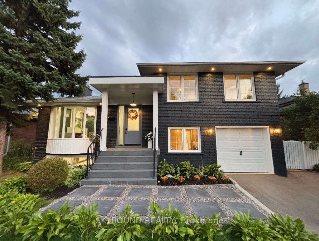 Photo of 23 Drury Lane, Toronto, ON M9P 1P8 (MLS # W12416770)