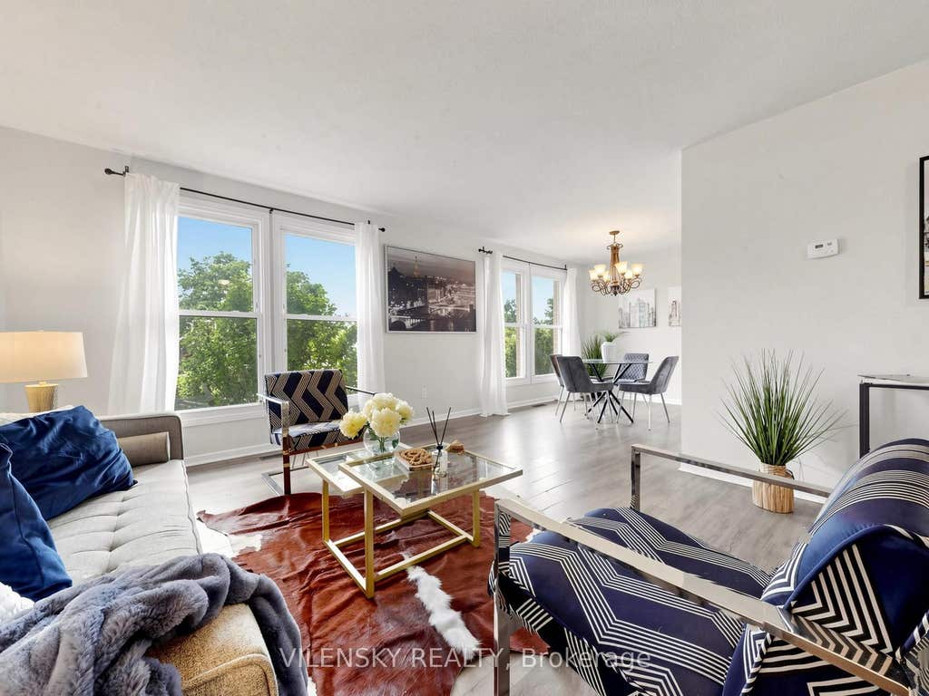 Photo of 1 Oriole Court, Barrie, ON L4M 5N1 (MLS # S13538906)