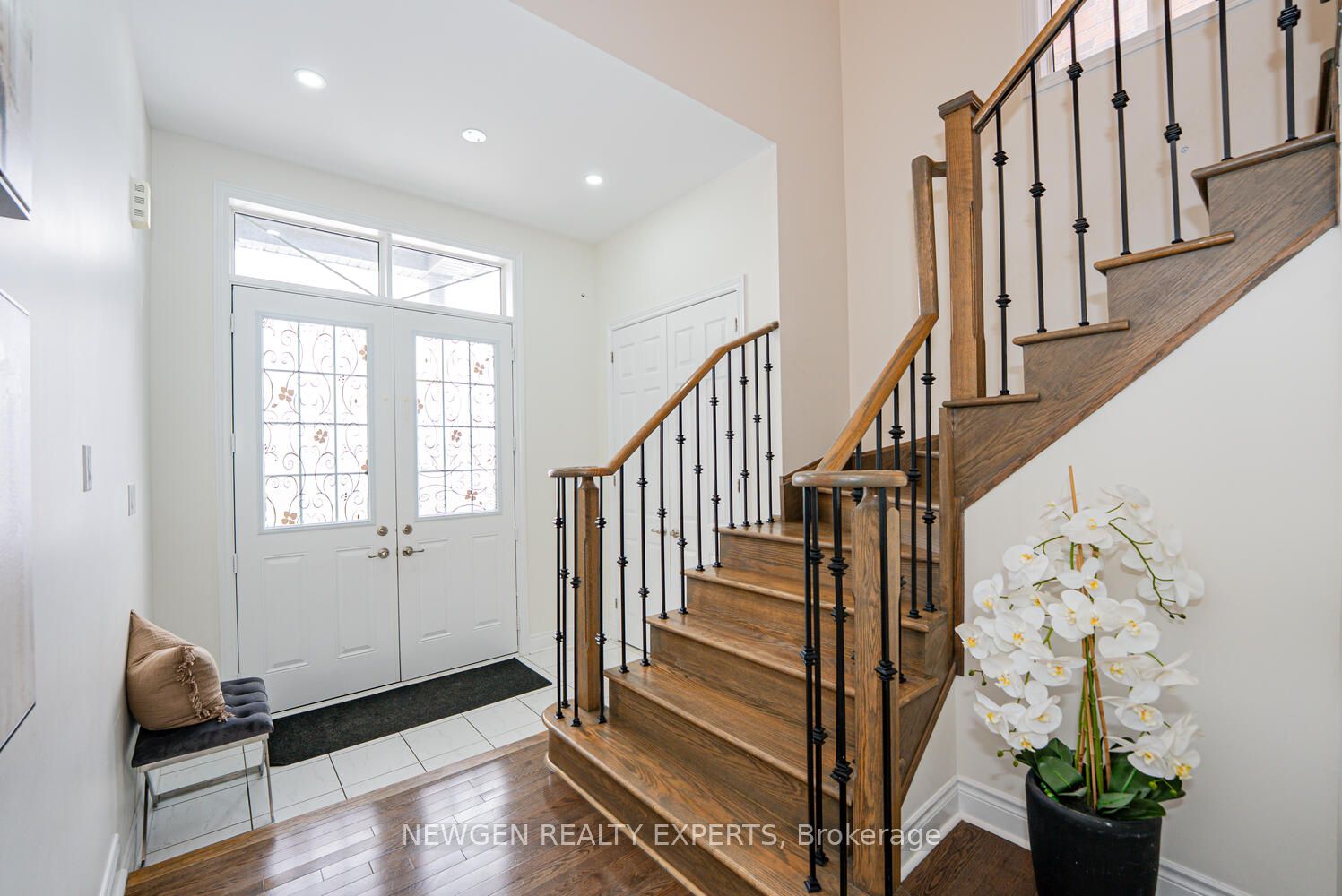 17 Monarch Drive