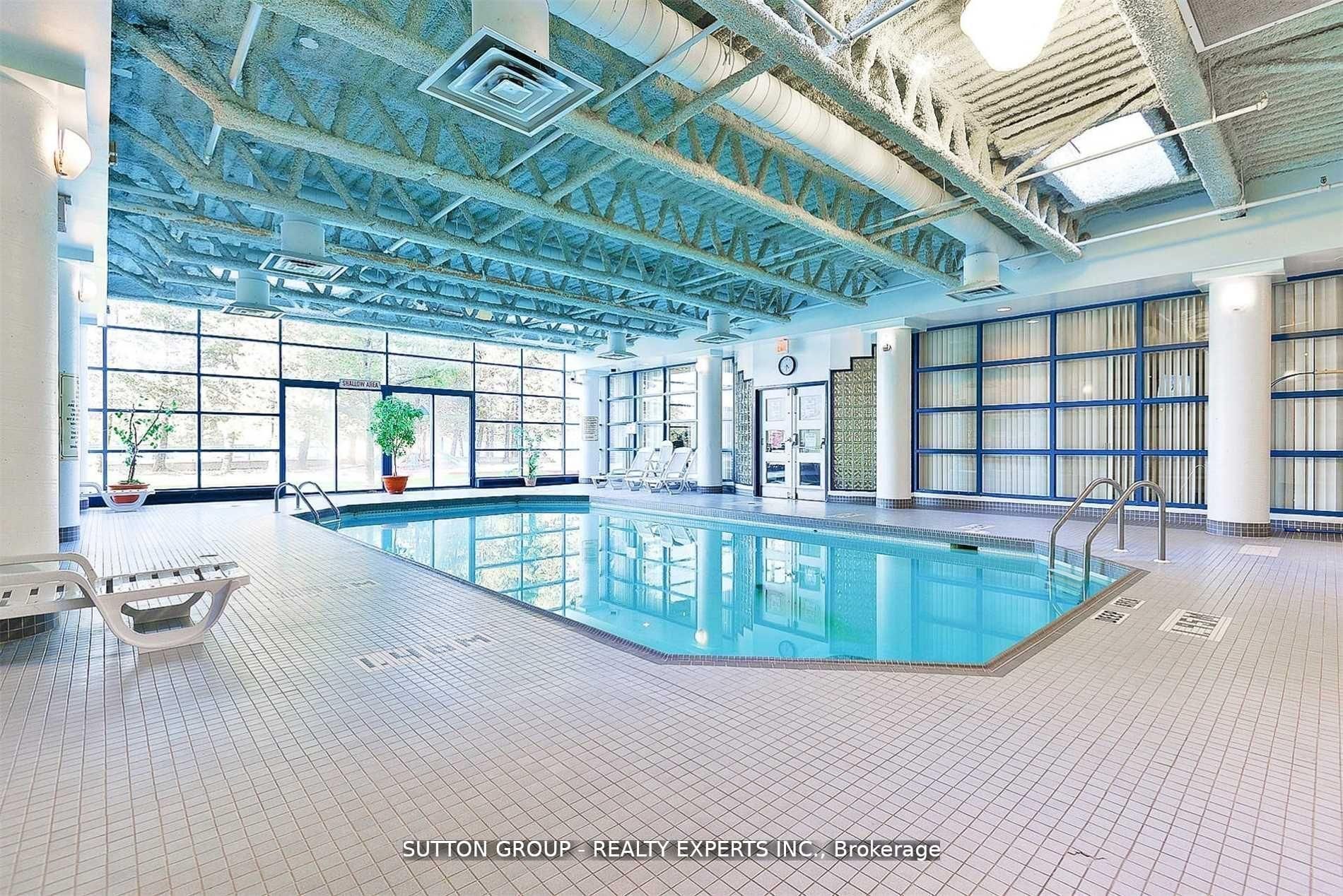 35 Trailwood Drive 713