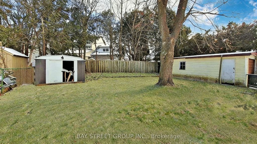 Photo of 42 Rougecrest Drive, Markham, ON L3P 3B6 (MLS # N12869246)