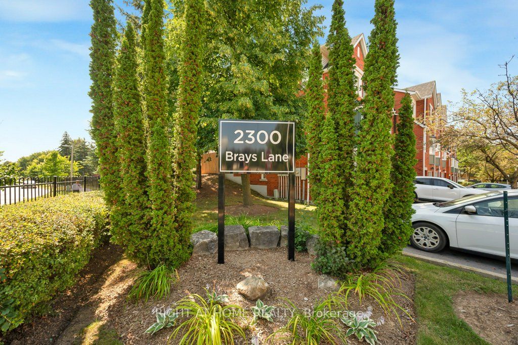 2300 Brays Lane 9