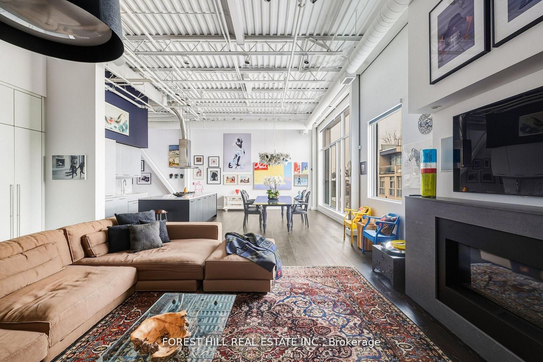 113 Dupont Street PH01
