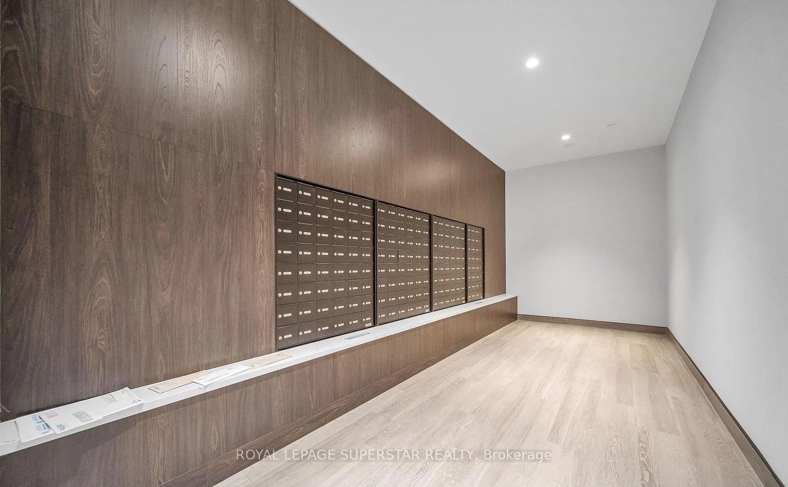 8010 Derry Road 1108