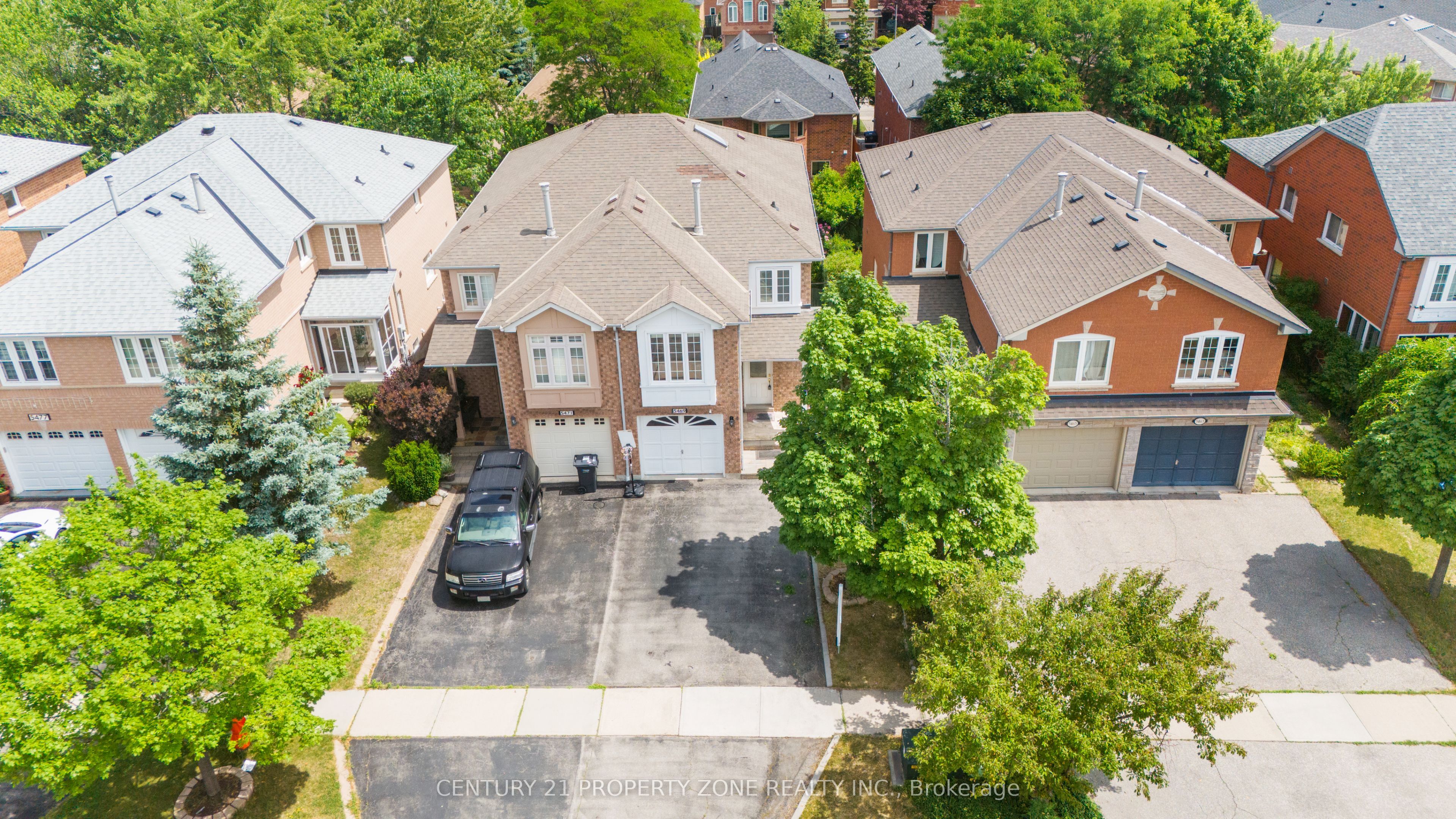 5469 Palmerstone Crescent